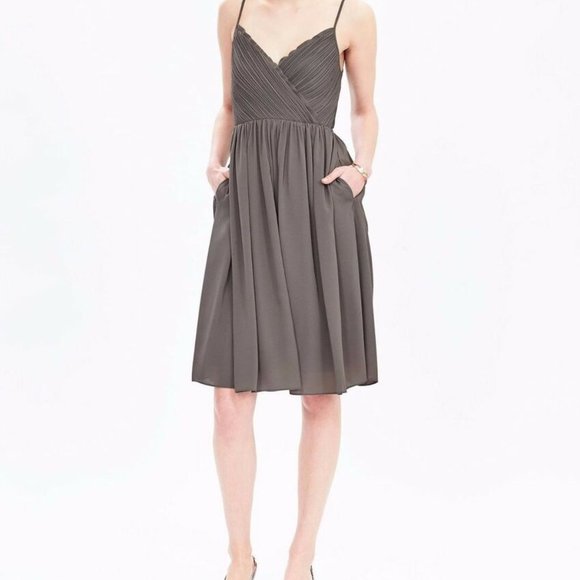 Banana Republic Dresses & Skirts - Banana Republic Strappy Crossover Vee Dress